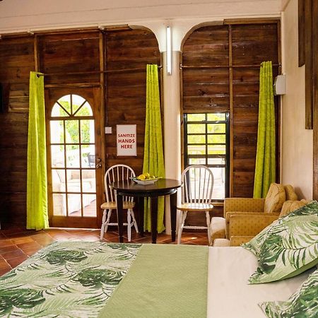 Sunny Palm Villas Laborie Extérieur photo
