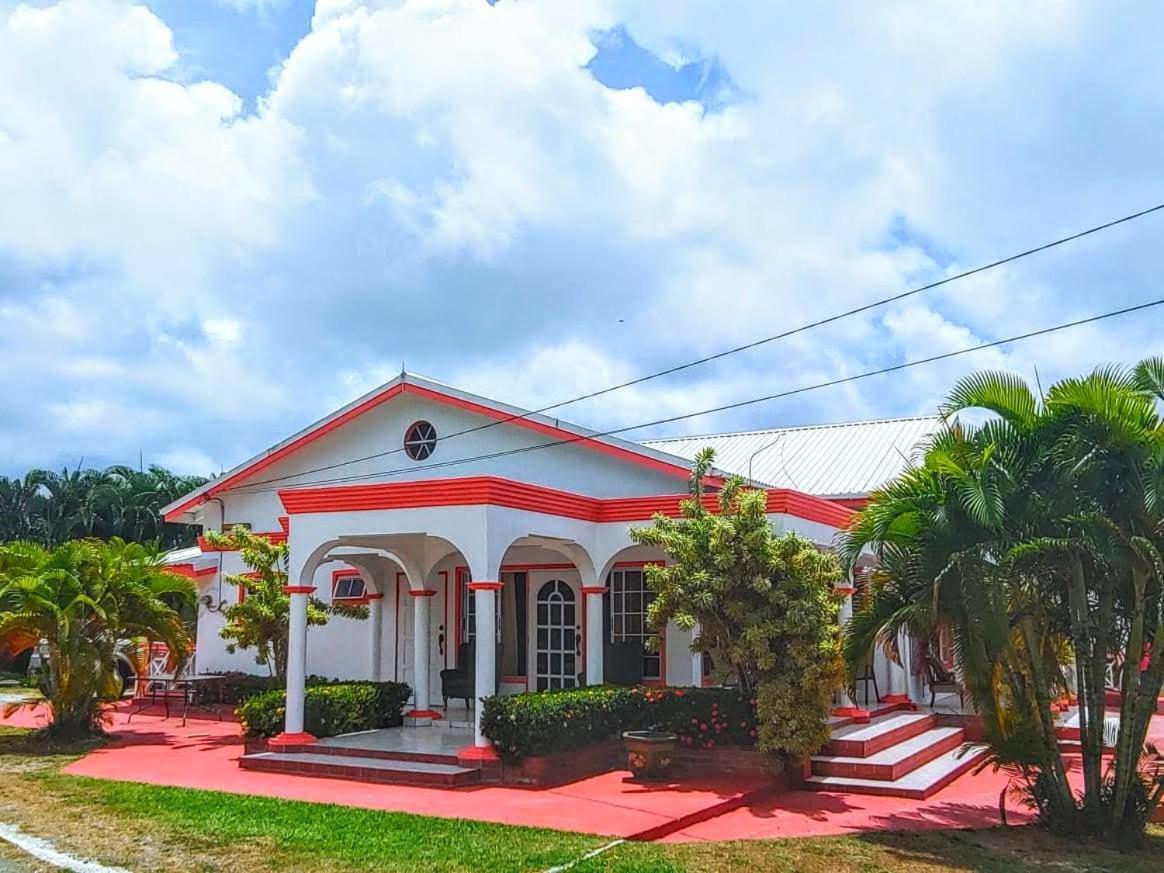 Sunny Palm Villas Laborie Extérieur photo